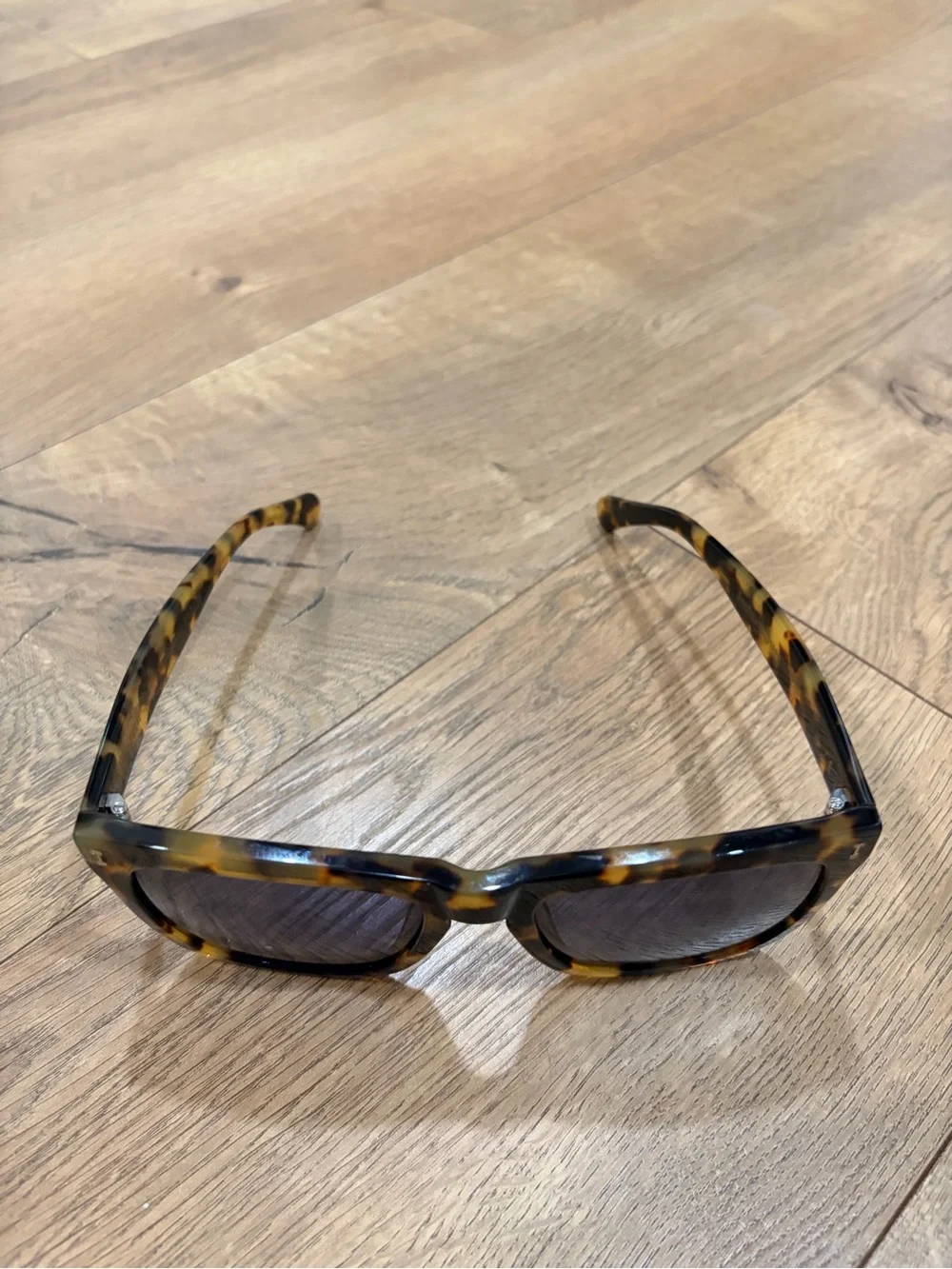 Illesteva Tortoiseshell Square Sunglasses with Dark Gray Lenses
